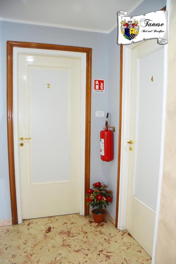 B&B Tanese Taranto Exterior photo
